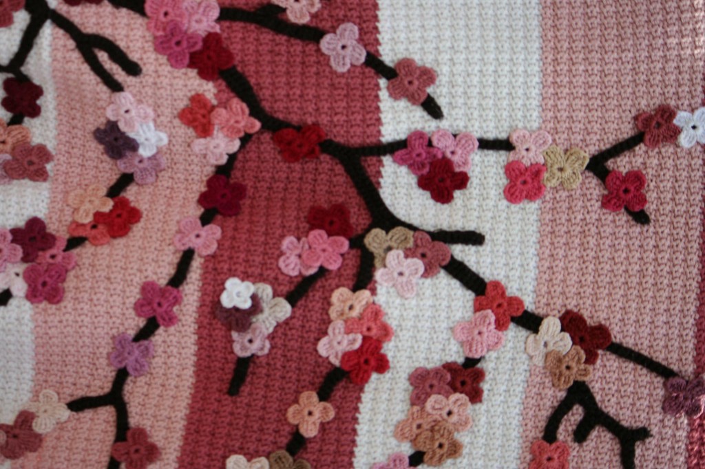 Crochet Cherry Blossom Baby Blanket Tutorial