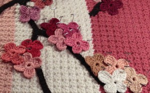 Crochet Cherry Blossom Baby Blanket Tutorial